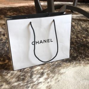 CHANEL Gift Bag